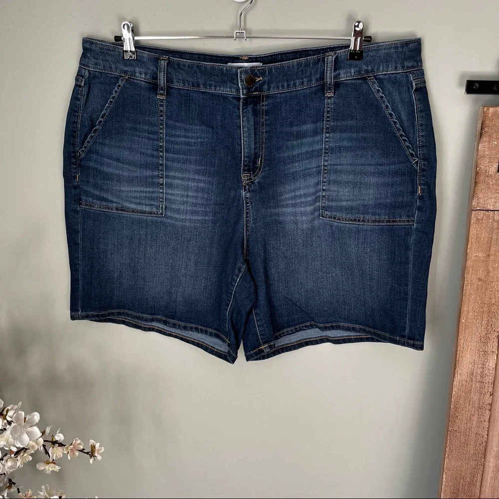Lane Bryant Mid Rise Girlfriend Size 20